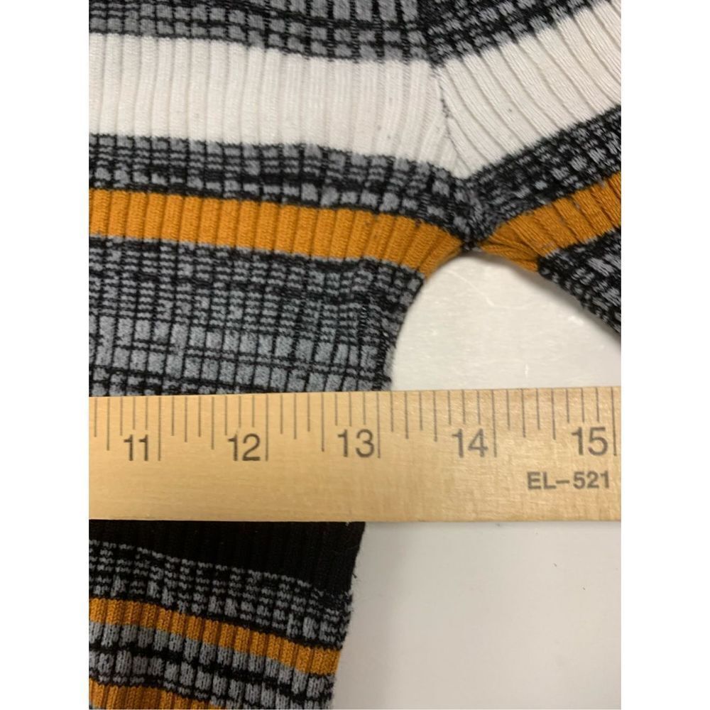 Striped Rib Knit Sweater - Picture 6 of 7